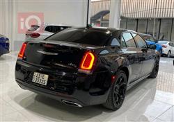 کرایسلەر 300
